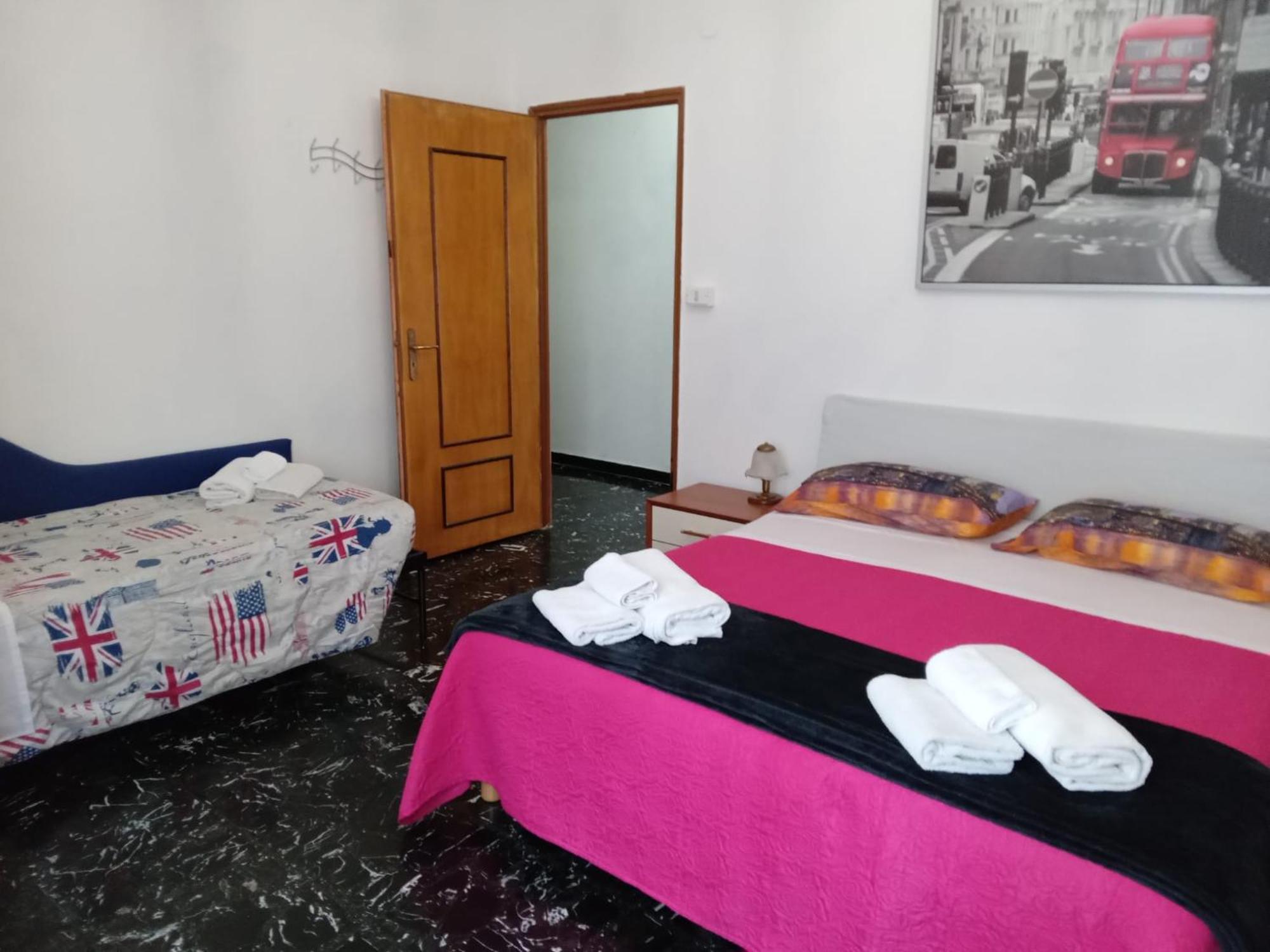Homebetty Vado Ligure Exterior foto